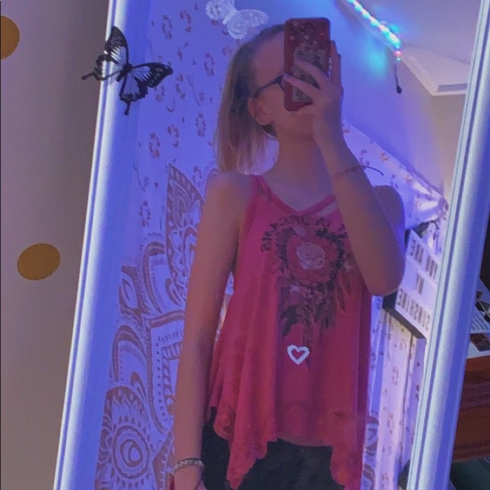 Pink tank top